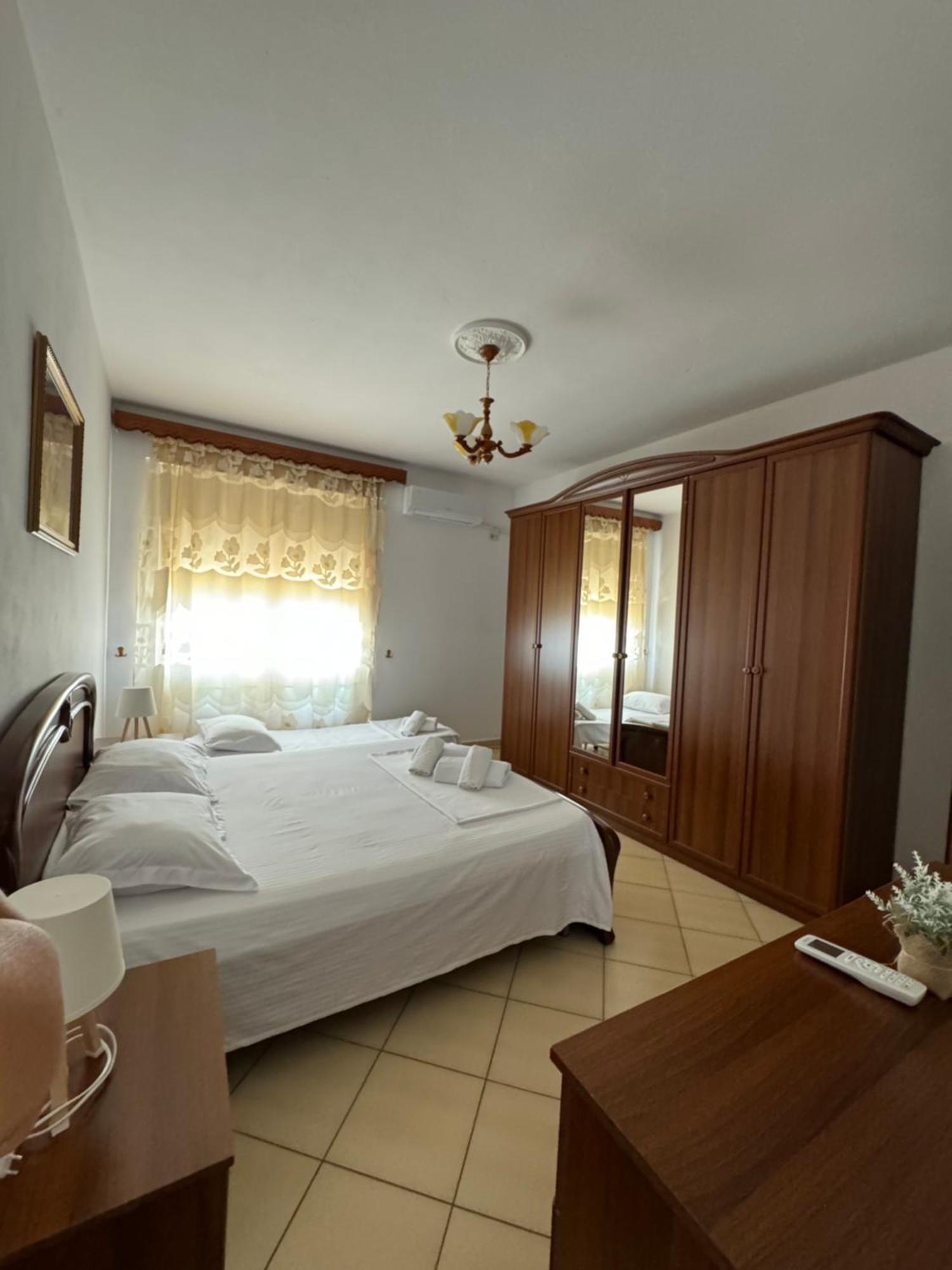 Blehami_Entire_Apartment Берат Екстериор снимка